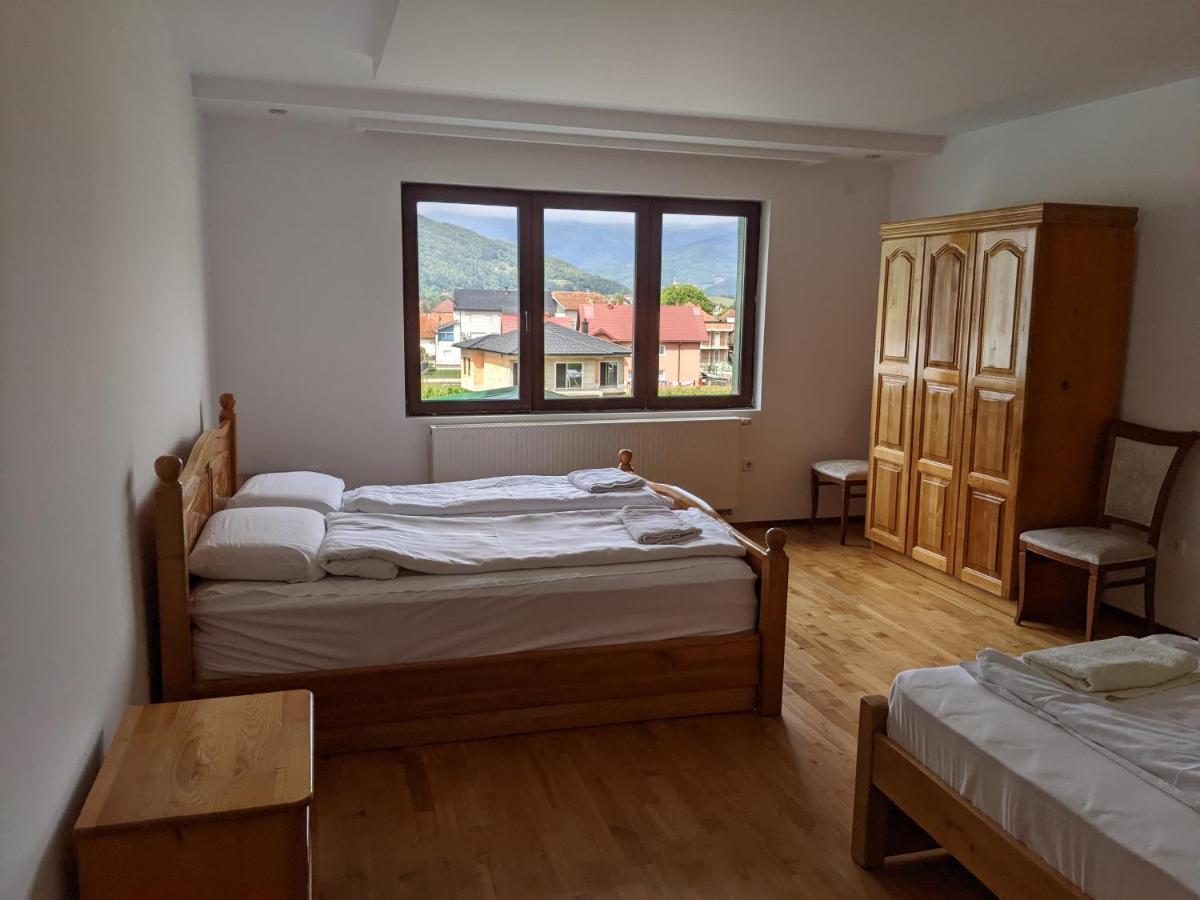 Apartments & Restaurant Abas Plav Exterior photo