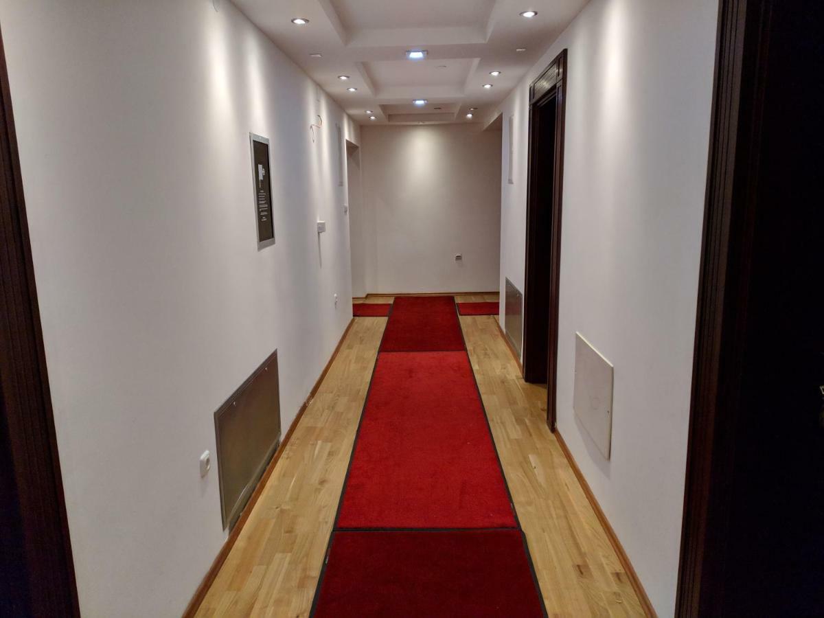 Apartments & Restaurant Abas Plav Exterior photo
